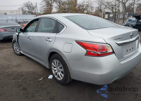 2014 Nissan Altima 2.5 S z USA, uszkodzony, nr VIN 1N4AL3AP8EC155321